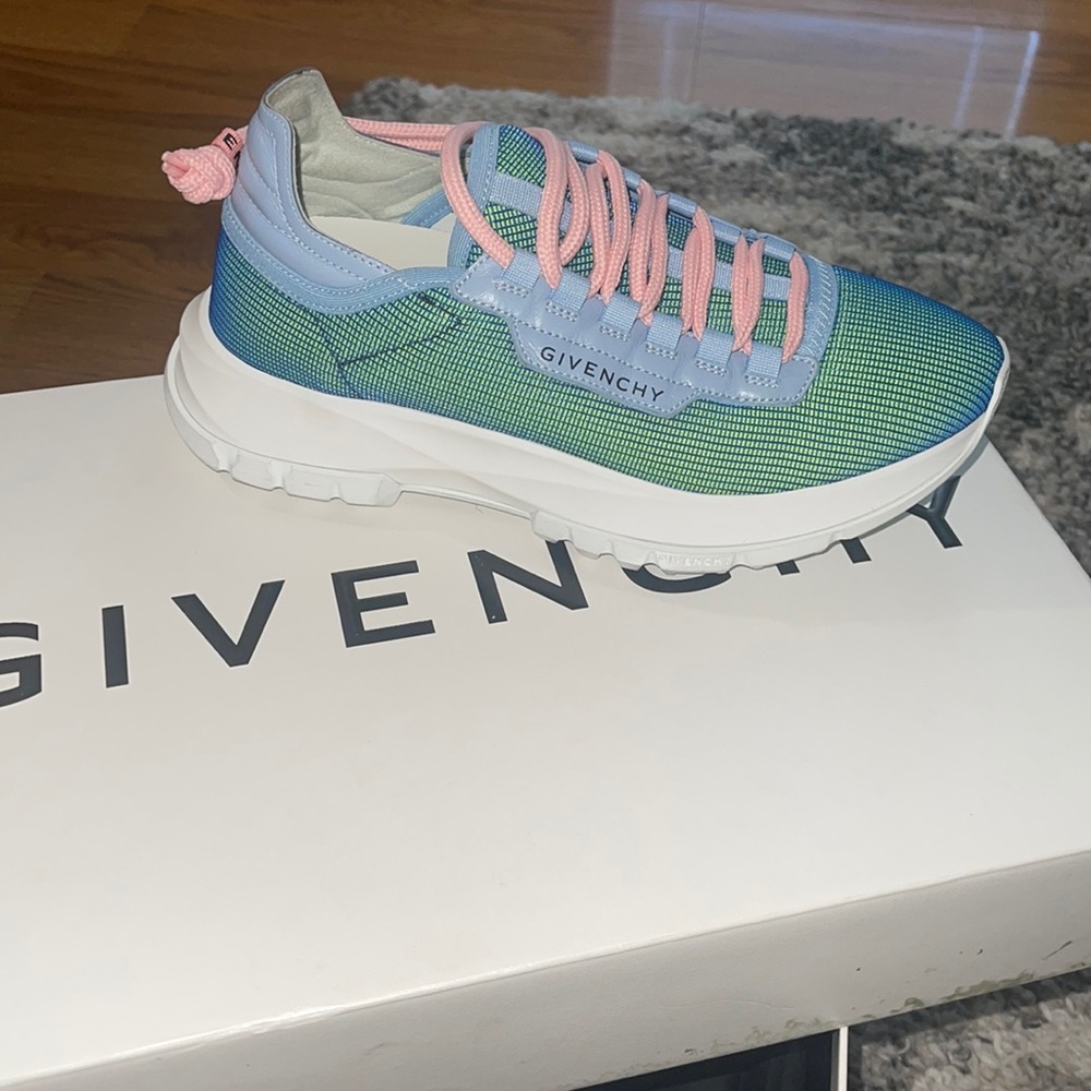 Givenchy sneakers women